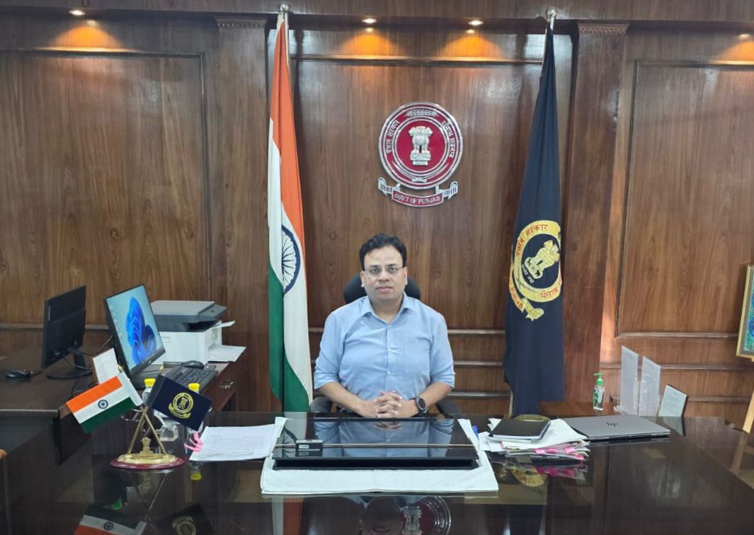 ਝੋਨੇ ਦੀ ਪਰਾਲੀ ਨੂੰ ਅੱਗ ਲਗਾਉਣ ਦੀ ਬਜਾਏ ਸੁਚੱਜੇ ਪਰਾਲੀ ਪ੍ਰਬੰਧਨ ਨੂੰ ਤਰਜੀਹ ਦੇਣ ਕਿਸਾਨ: ਡਿਪਟੀ ਕਮਿਸ਼ਨਰ